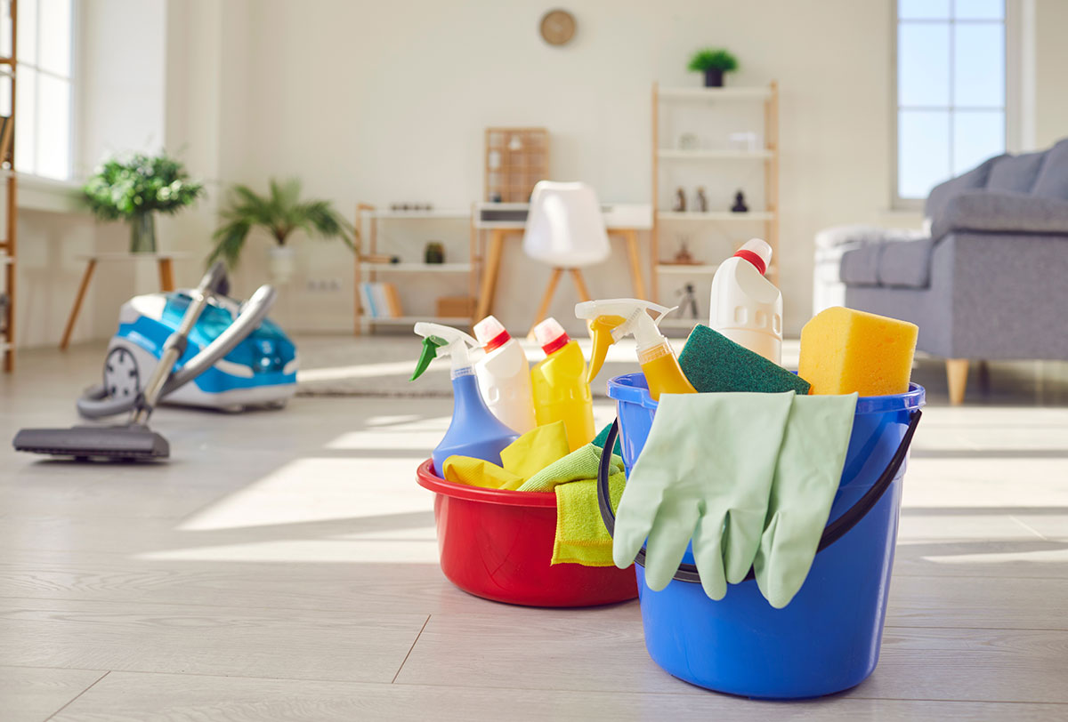 How Do Day Porter Services Enhance Workplace Hygiene and Safety in Knoxville, TN?